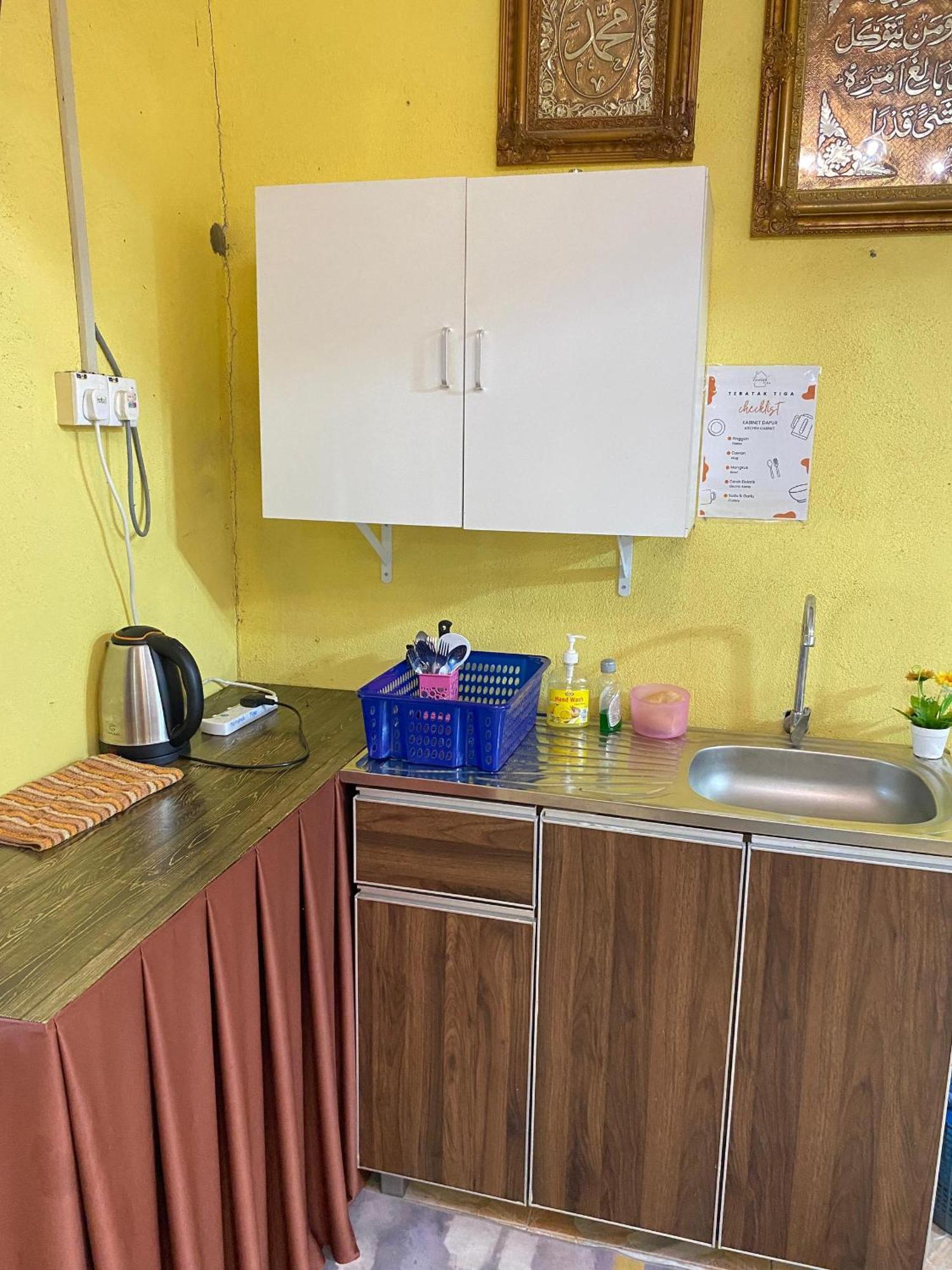 Teratak Tiga Homestay Padang Besar Kaki Bukit Zewnętrze zdjęcie