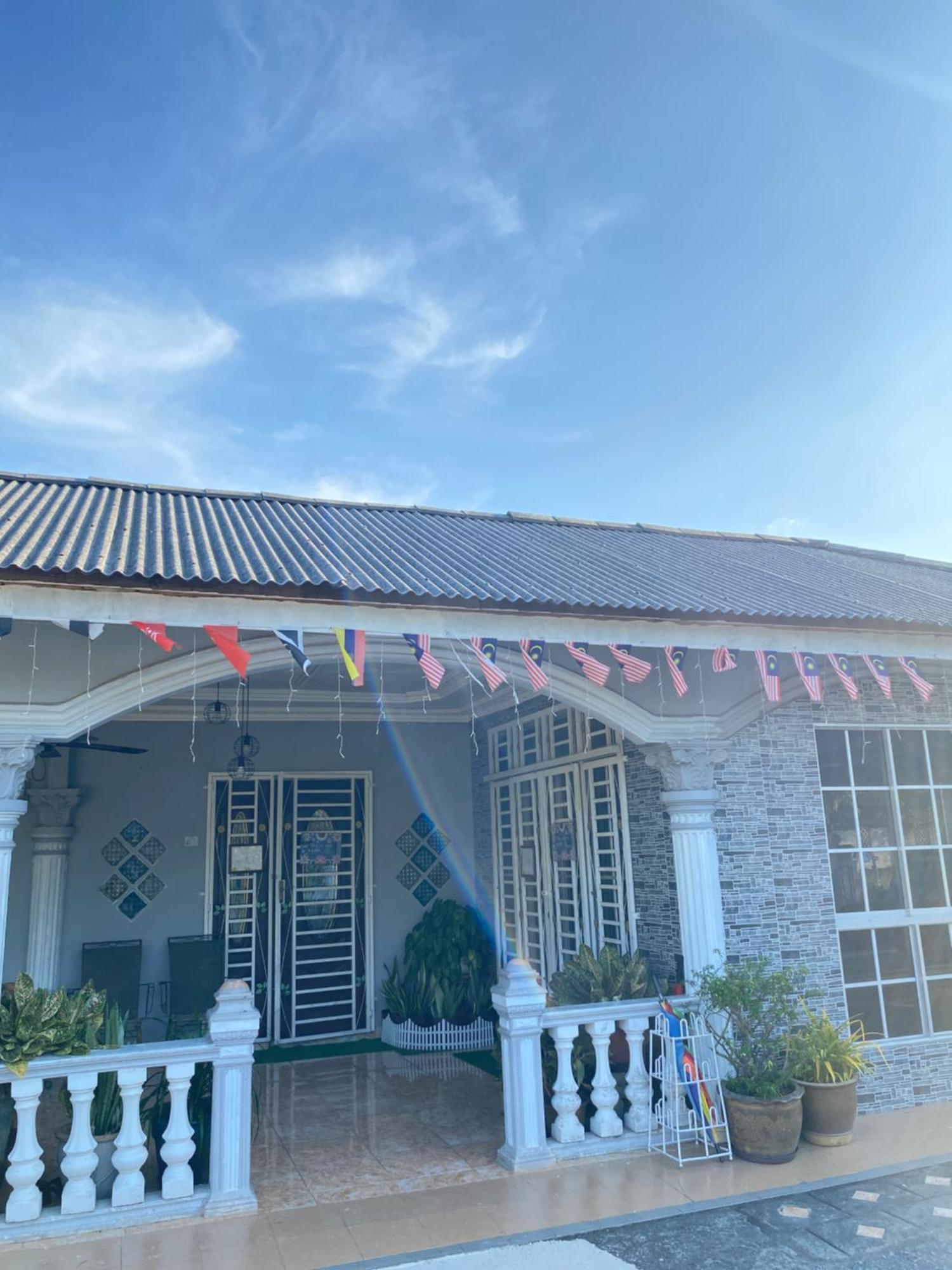 Teratak Tiga Homestay Padang Besar Kaki Bukit Zewnętrze zdjęcie